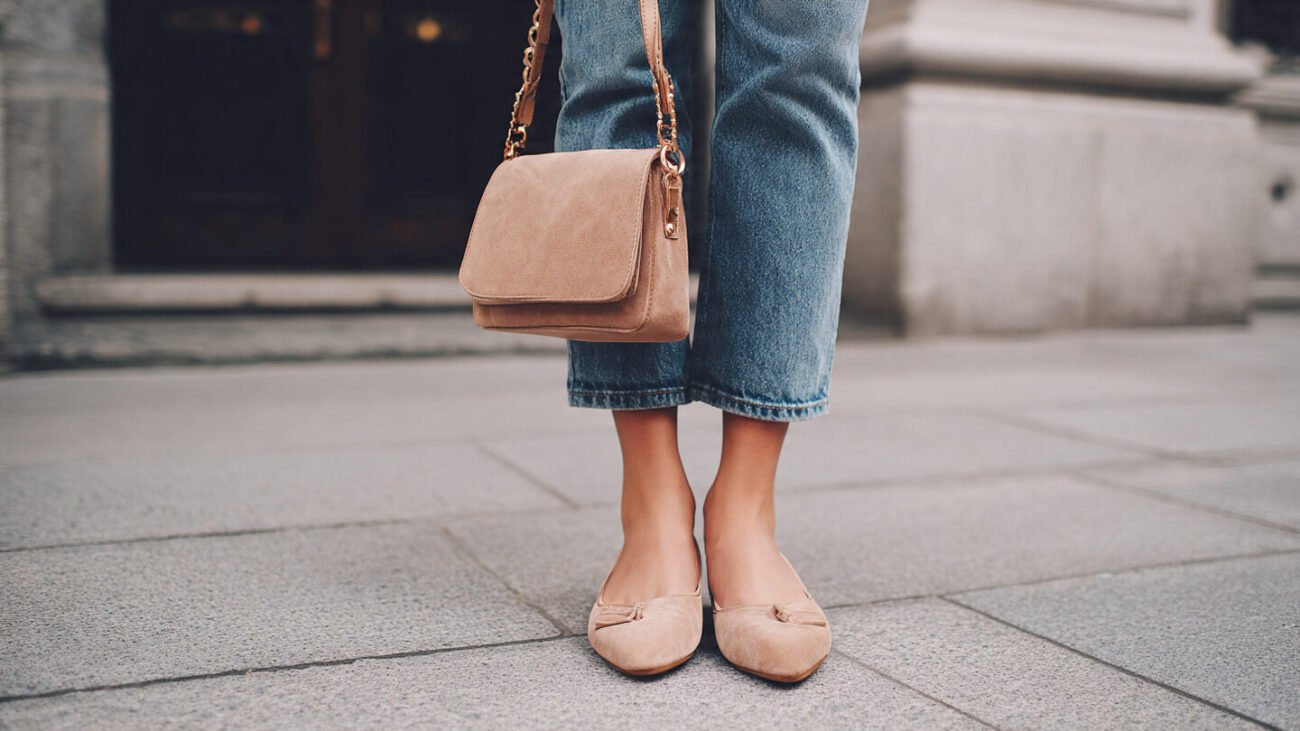 beige suede ballerinas with cropped jeans and