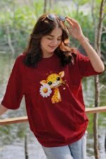 Cute Giraffe Classic Oversized Tee